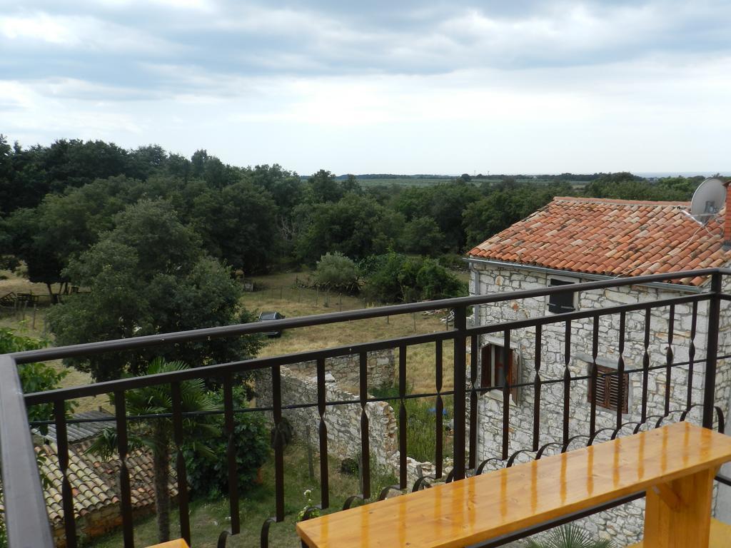 Bed and Breakfast Ranch Radin Бртонигла Экстерьер фото